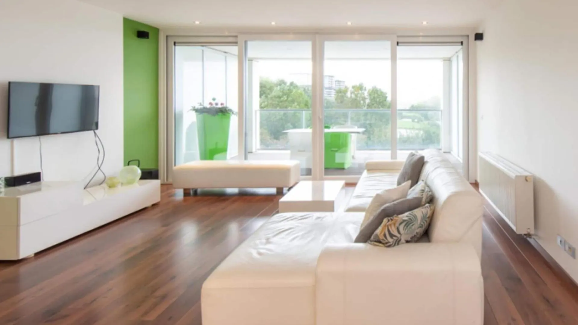 Beautiful Apartment With View Ostend