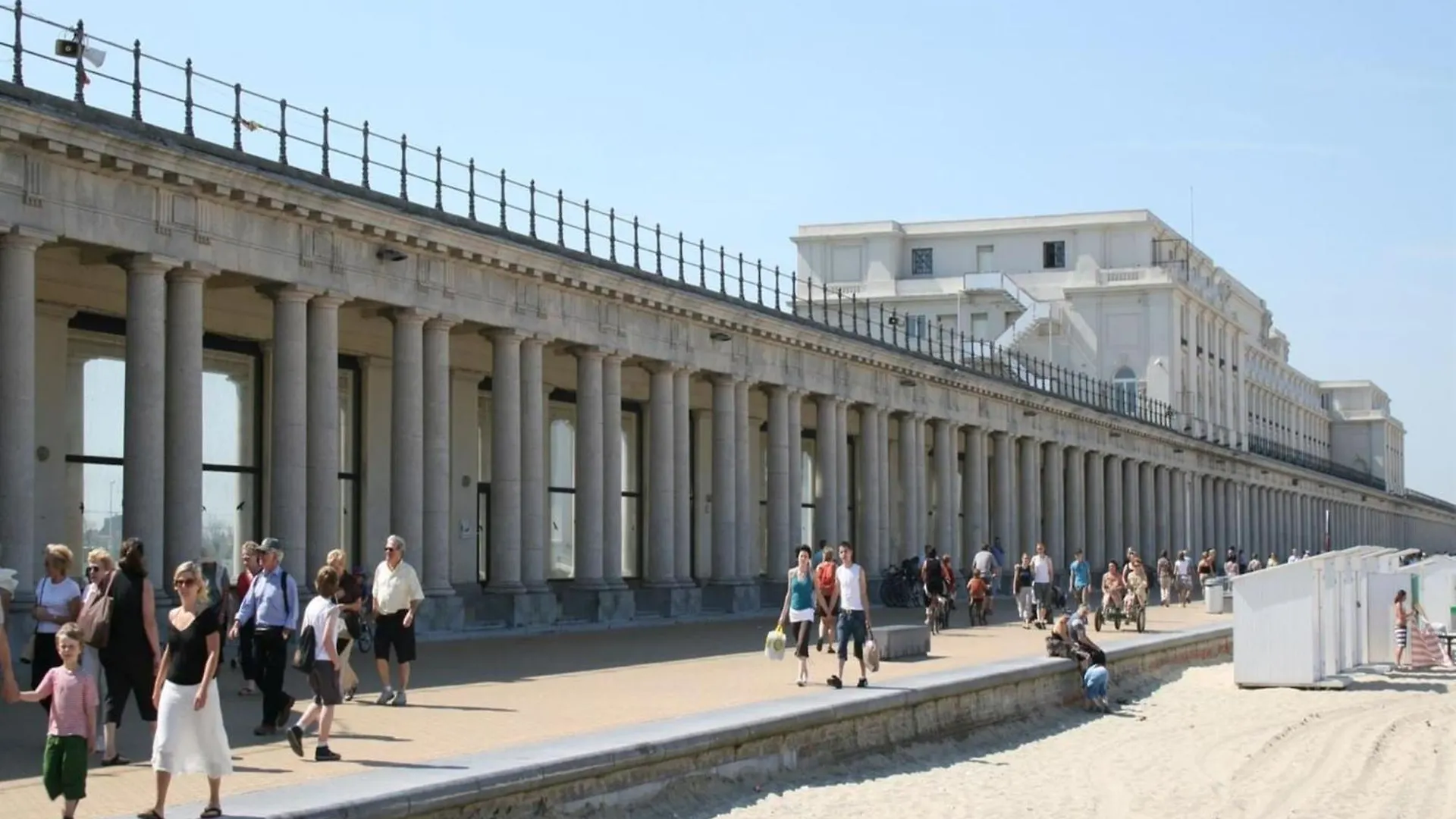 Beautiful Apartment With View Ostend