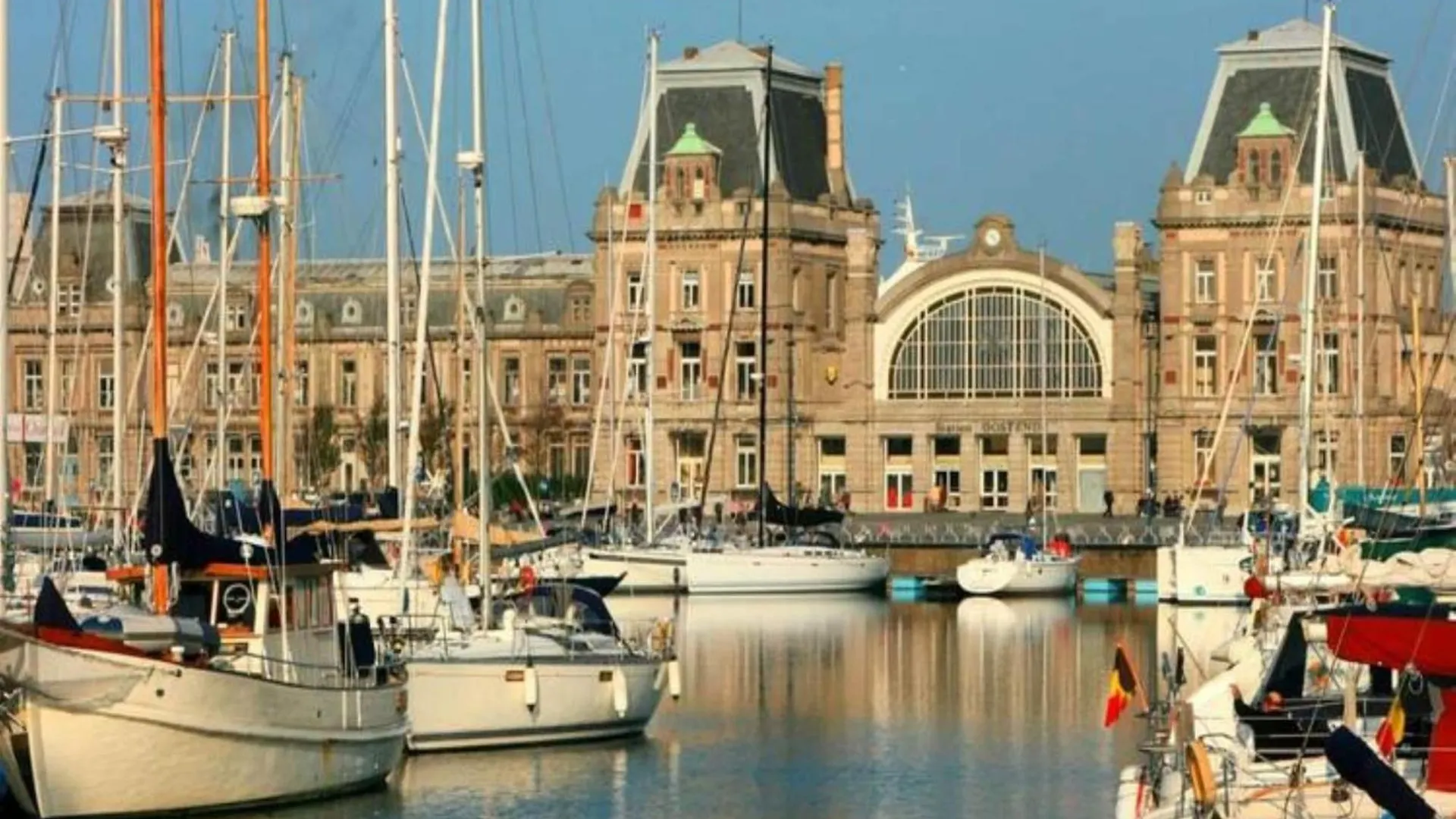 Beautiful Apartment With View Ostend 0*,